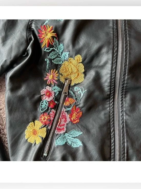 Chelsea & Violet Embroidered Floral Lightweight Varsity Bomber Jacket Black- XS - Picture 8 of 12